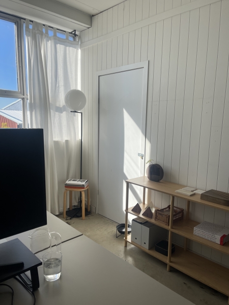 Light filled desk sublet in Private Office photo 3