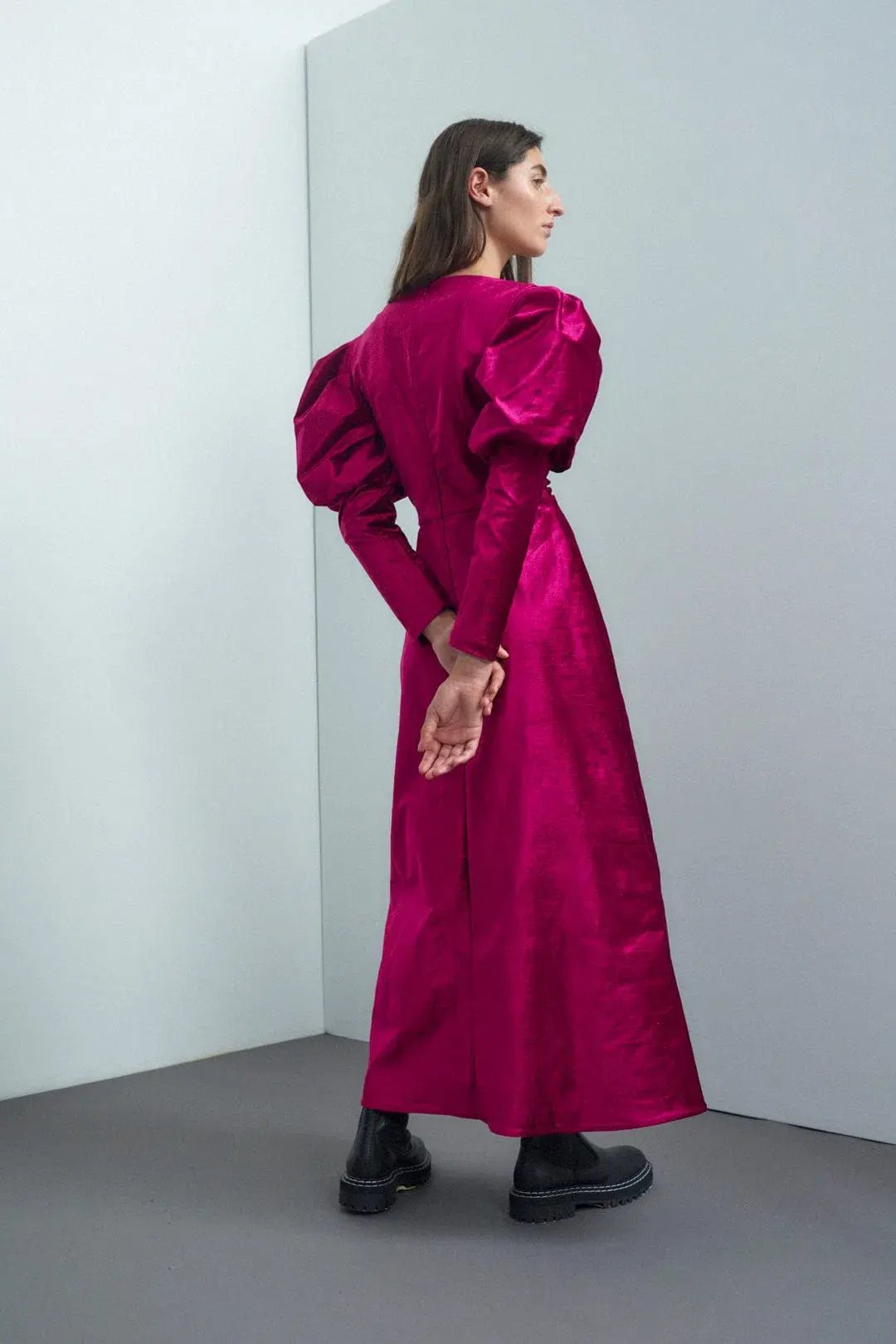 Alamais Rosario Puff Sleeve Midi Dress Fushia Size 10 photo 3