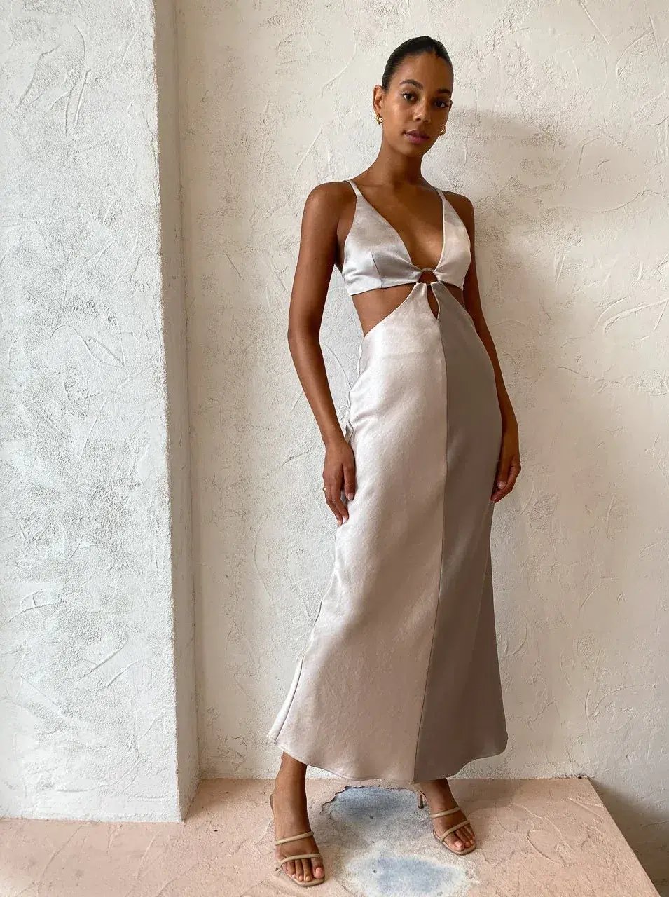 Bec & Bridge Felix V Maxi Dress Stone Size 8 photo 2
