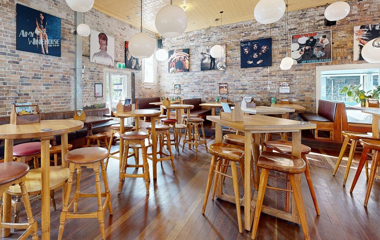 The Main Bar at Pig ‘N’ Whistle - Brunswick Street photo 7