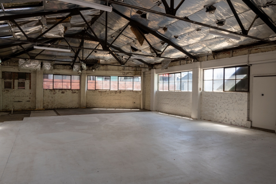 Large Light-filled Upstairs Studio - Collingwood photo 4