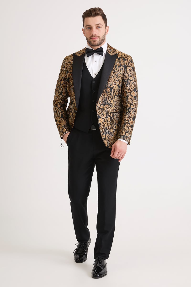 Gold Tuxedo Standard Package photo 8