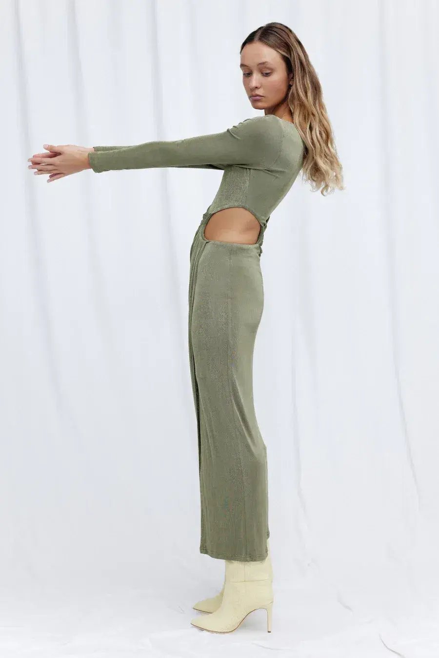 Significant Other  Ivy Midi Dress Green Size 8 photo 2