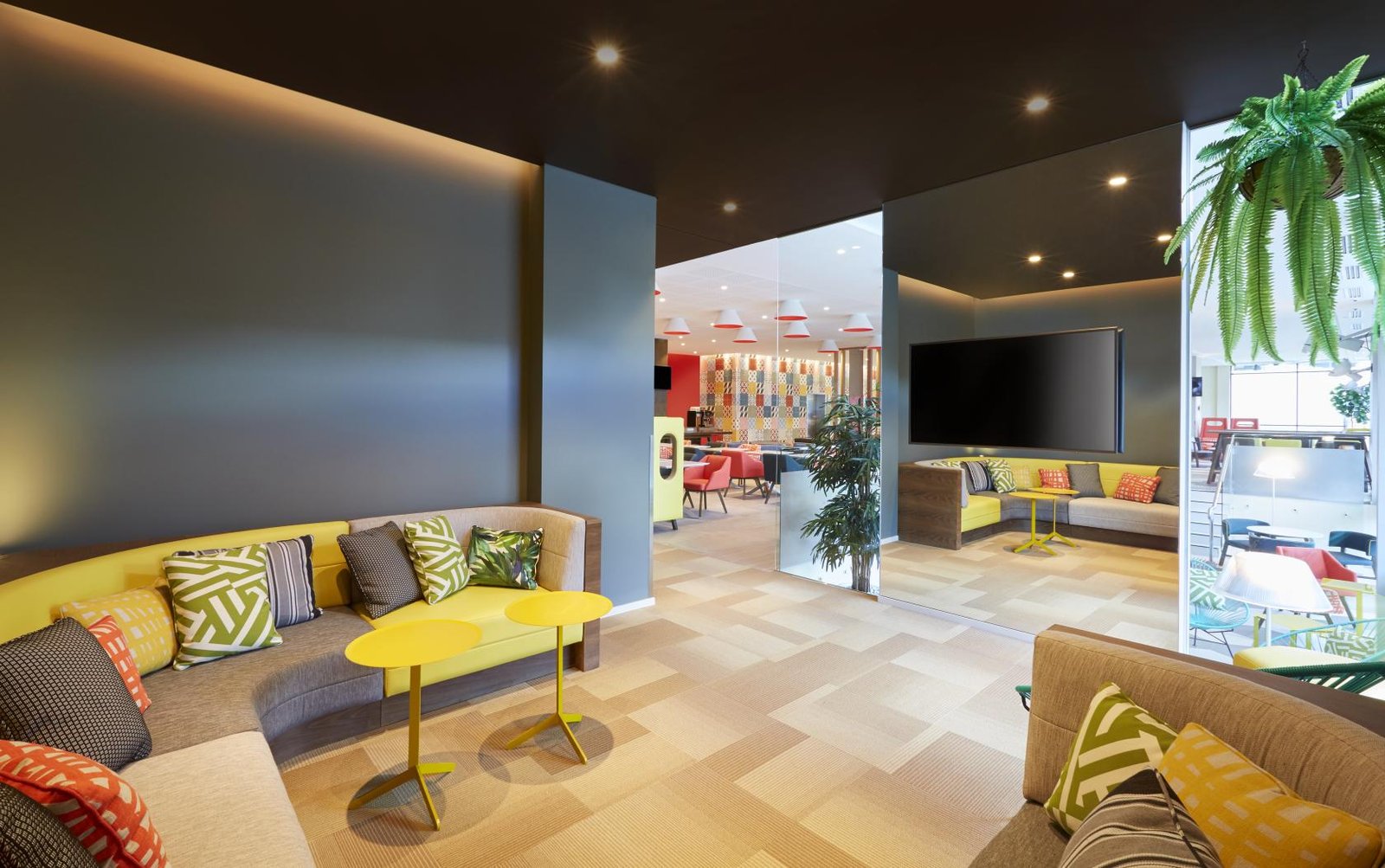 Great Room at Holiday Inn Express Brisbane photo 5
