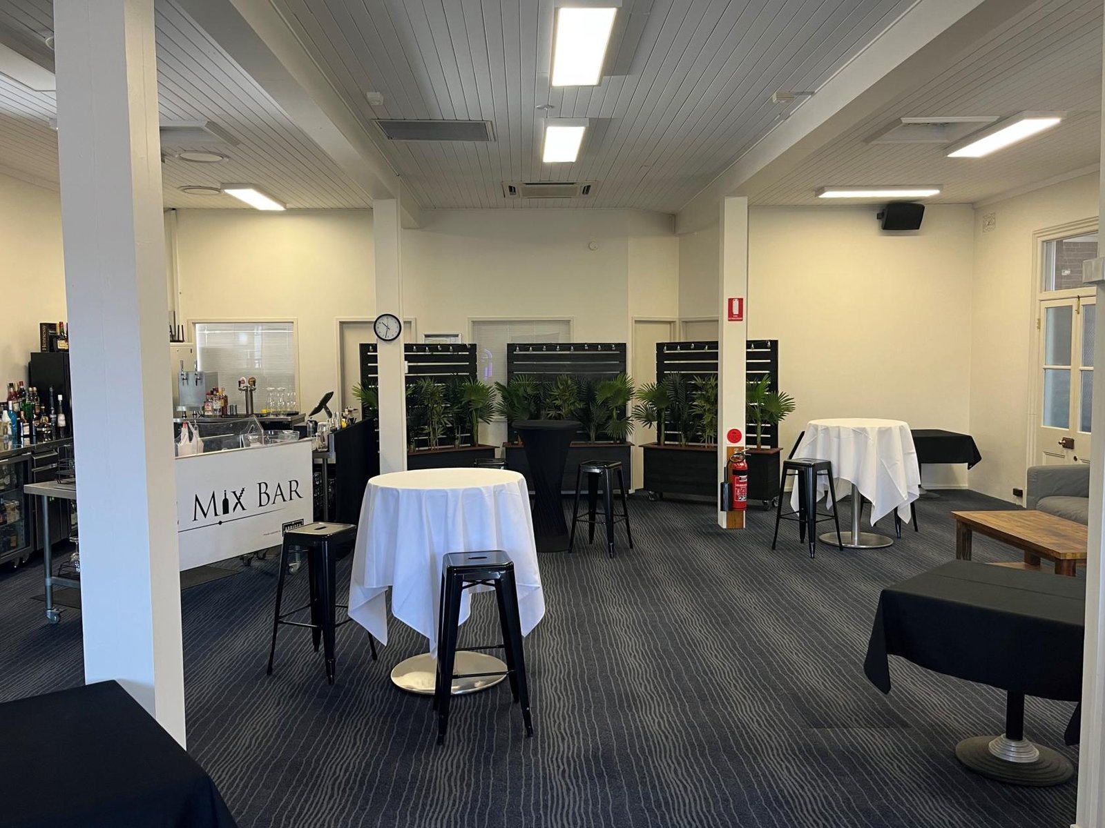 Level One at The Mix Bar photo 3