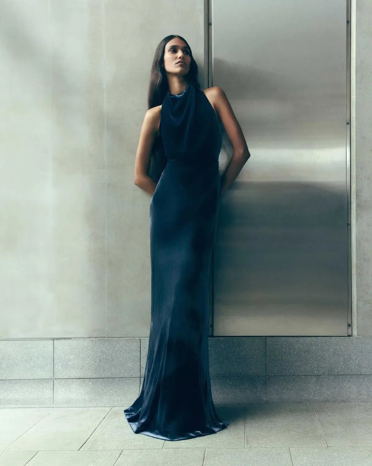 Viktoria and Woods Elusive Dress Midnight Size 0 / AU 6 photo 3