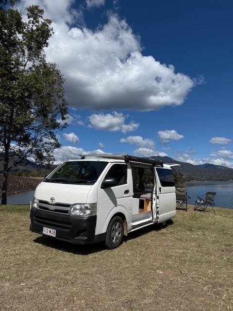 Campervan photo 5