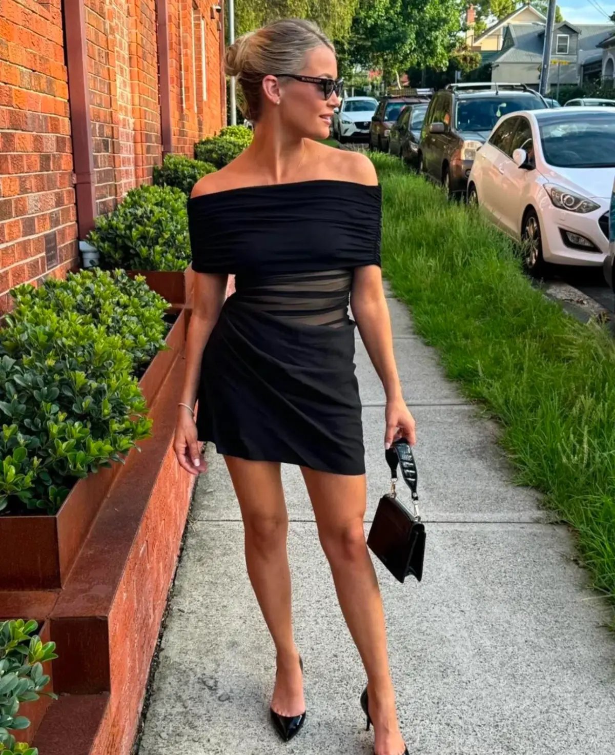 Benni Nico Off Shoulder Mini Dress in Black Size 8 photo 3