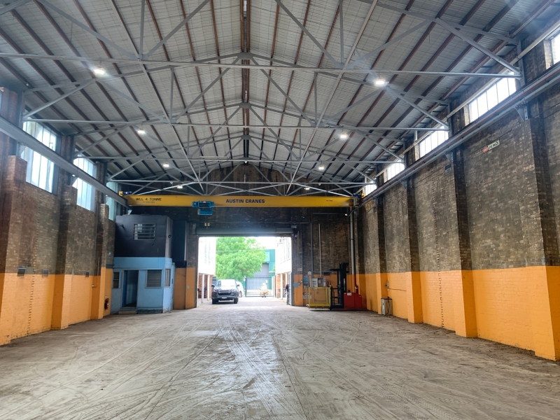 100m² workshop/storage space in Coburg North photo 2