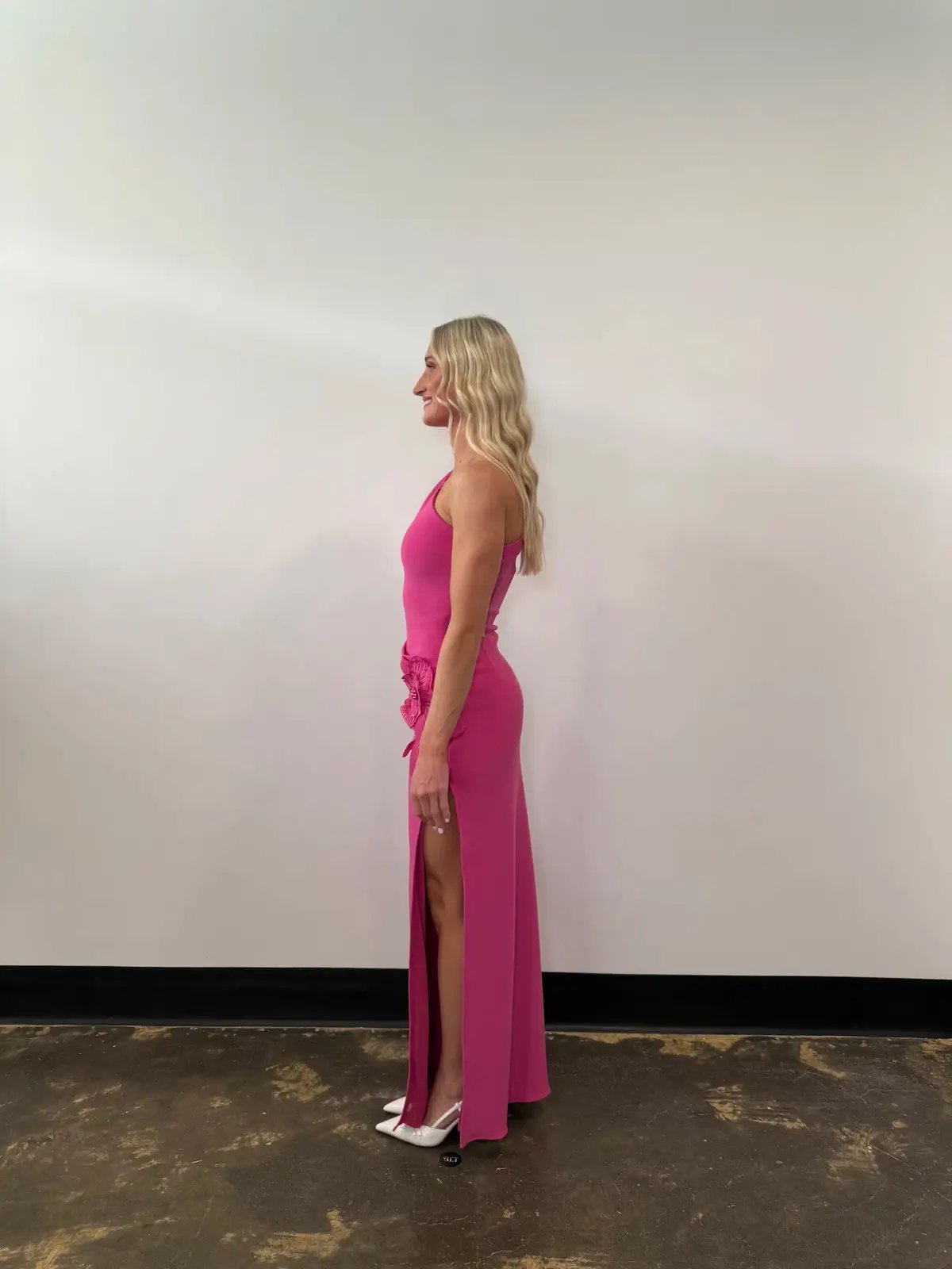 Elliatt Janelle One Shoulder Gown Pink Size 6 photo 2