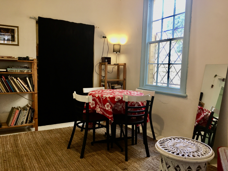 One Star Lounge and Gallery photo 4