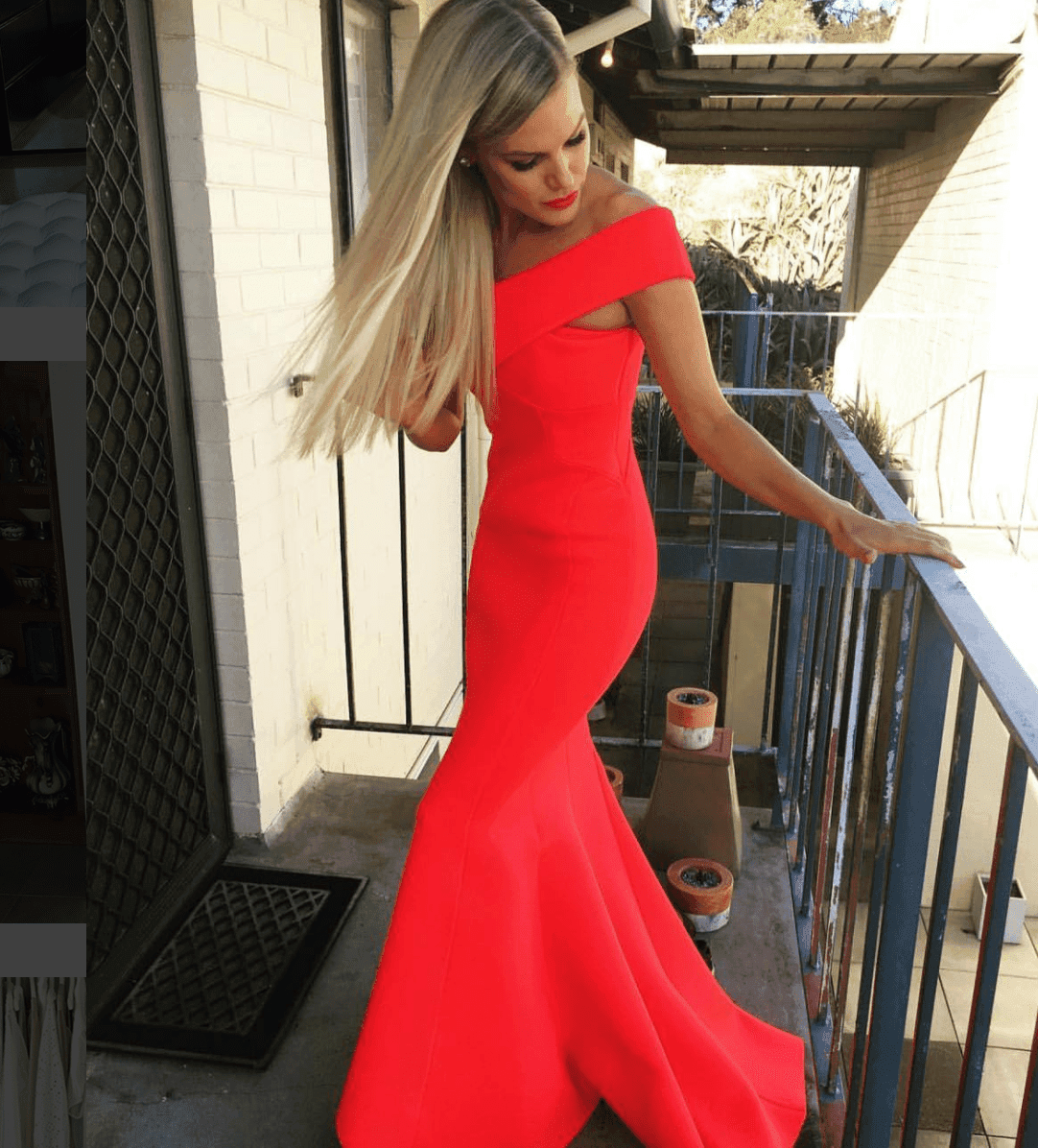 Rachel Gilbert Enico Gown Raspberry Red Size 8 photo 3