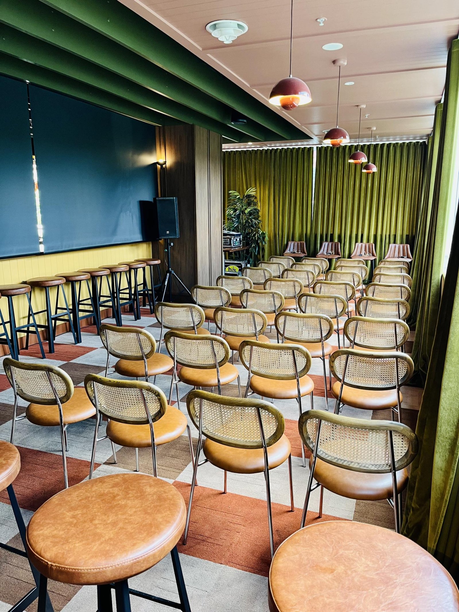 Longlands Room at Maggie May photo 4