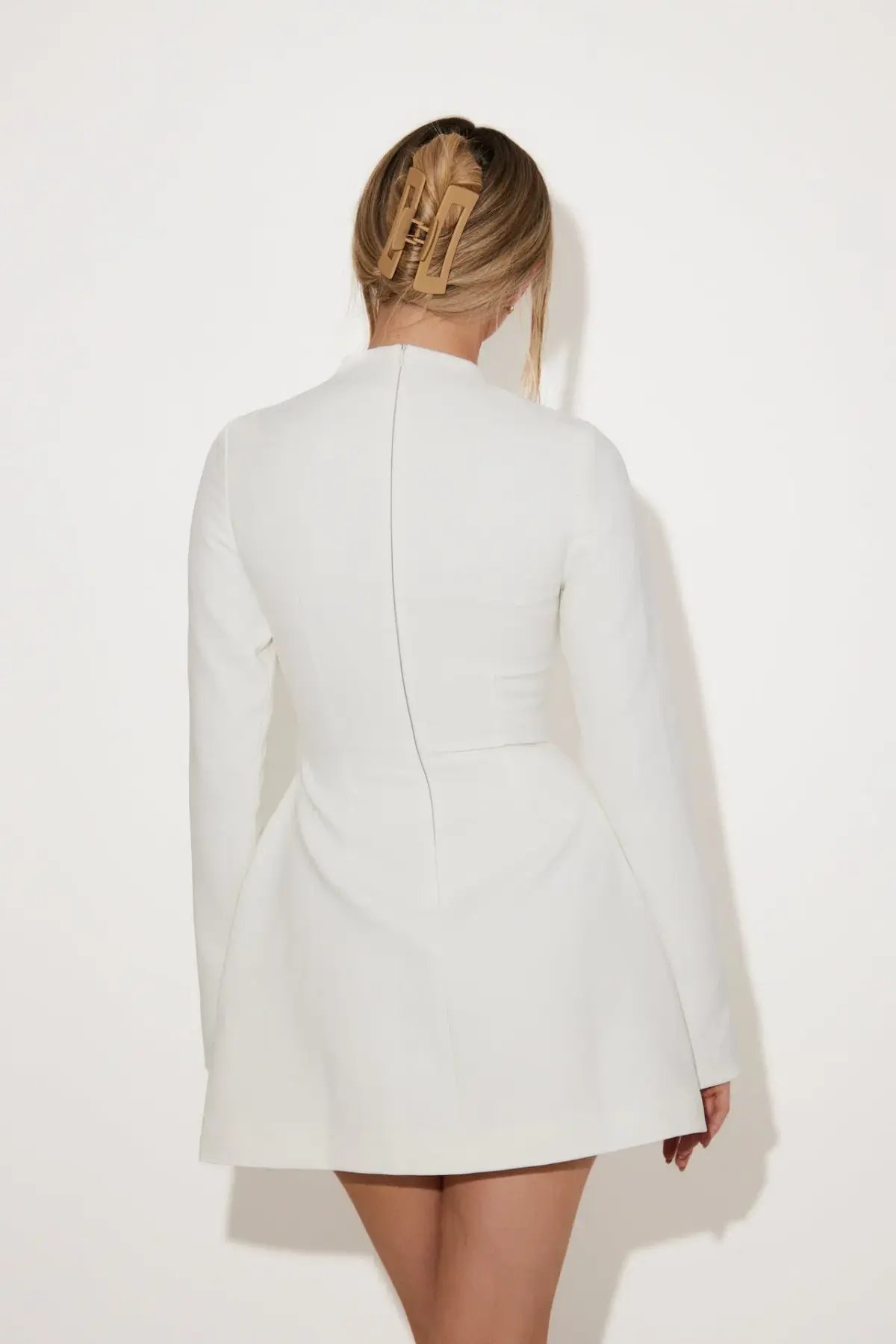 Odd Muse The Ultimate Muse Split Sleeve Mini Dress White Size S/8 photo 3