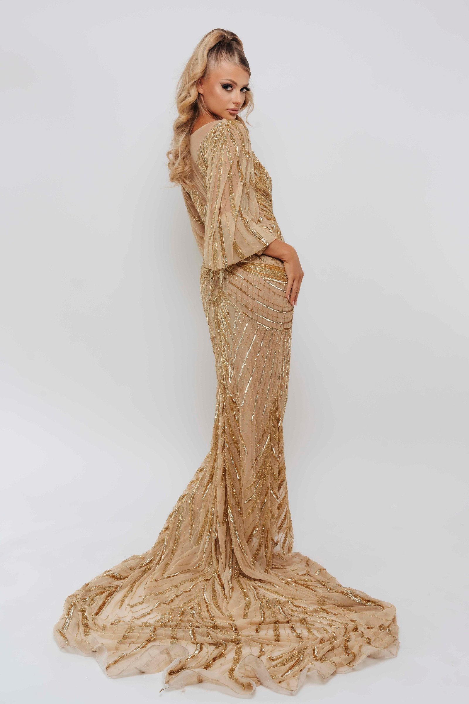 ZEE BY MY SECRET WARDROBE GOLD photo 7