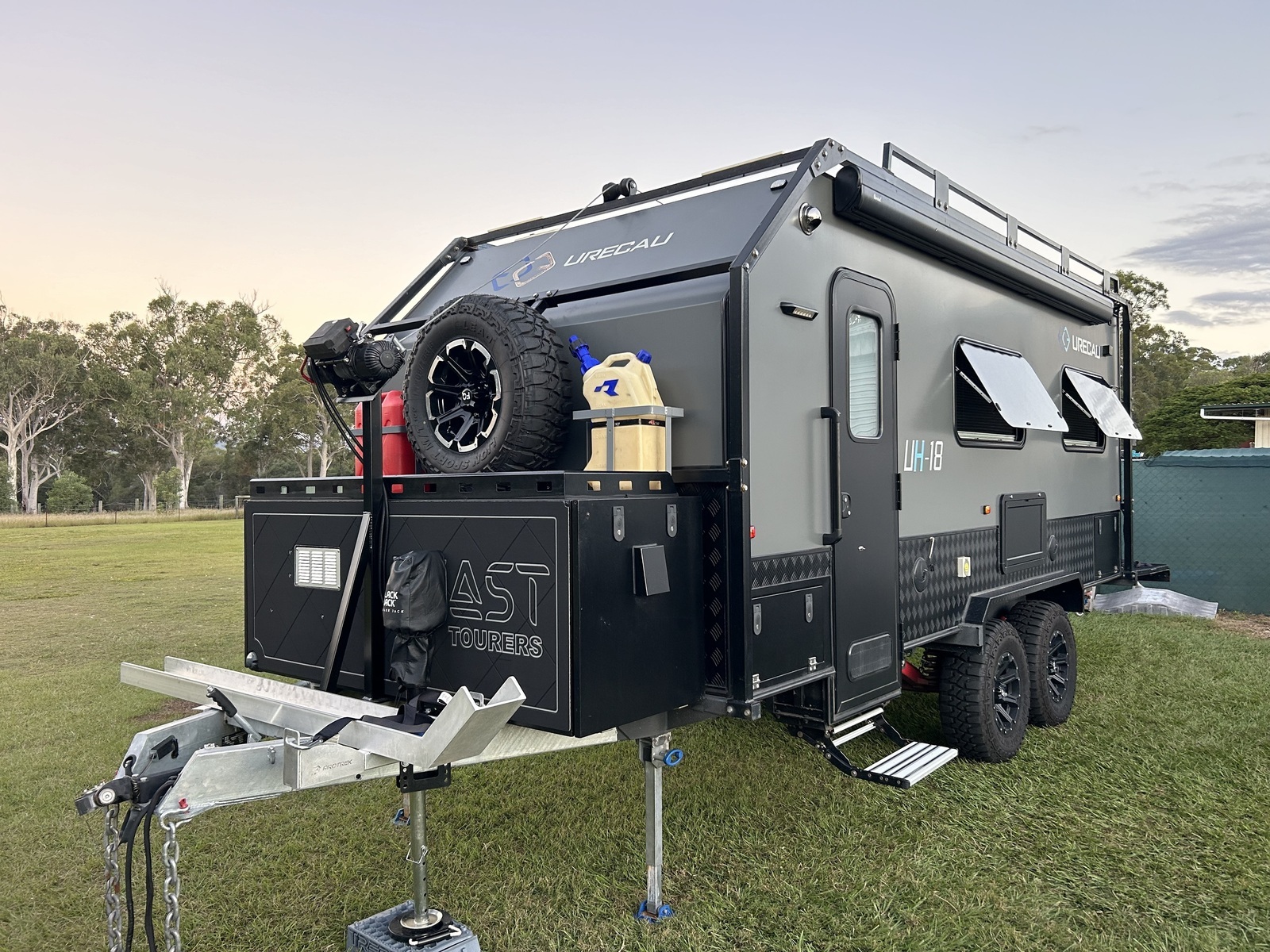 Beast toy hauler photo 11