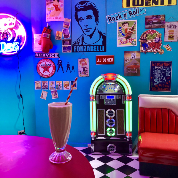Jj’s 1950’s diner photo 4