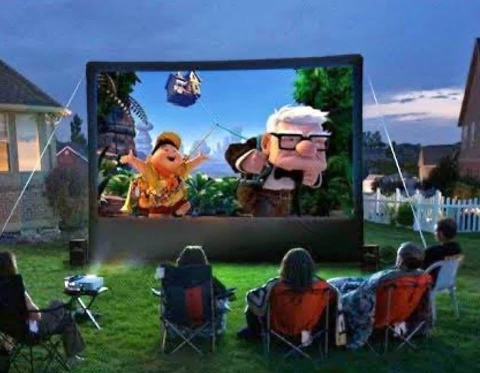 Outdoor cinema hire / lawn movie night rental photo 4
