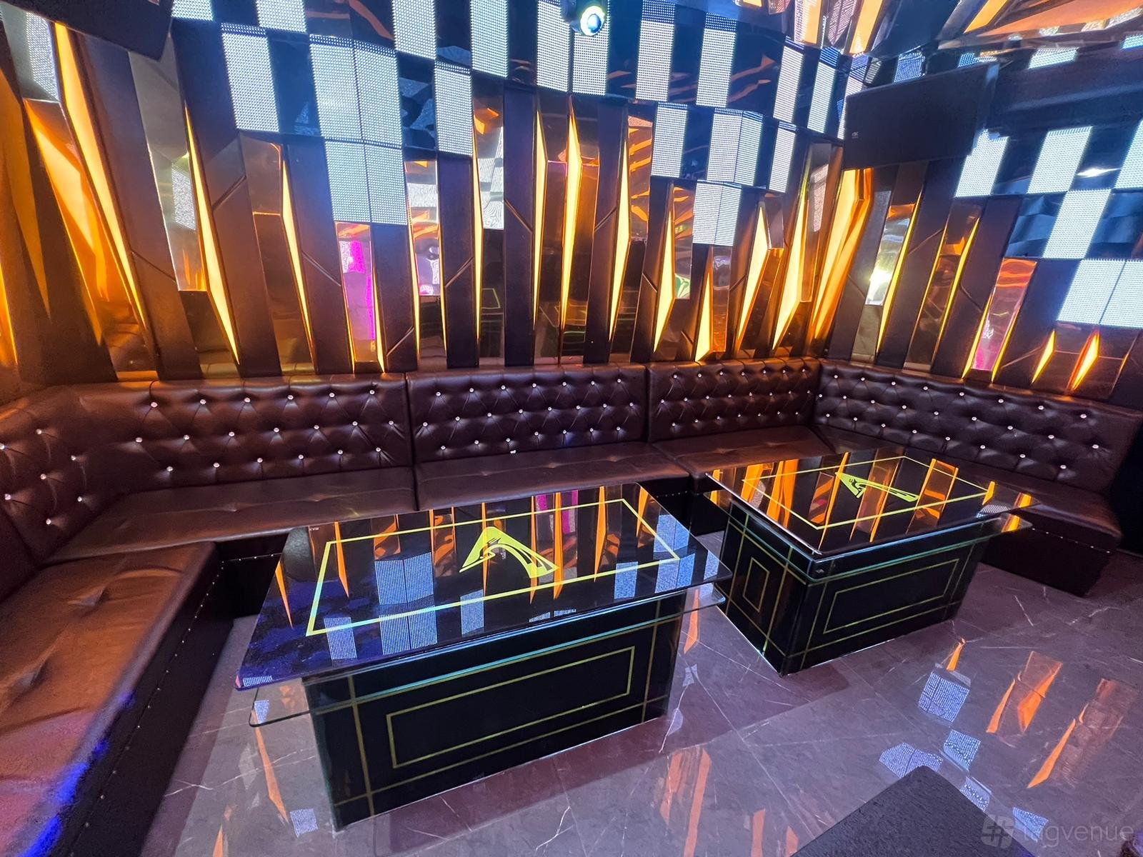 VIP 555 at Việt Phố Entertainment photo 3