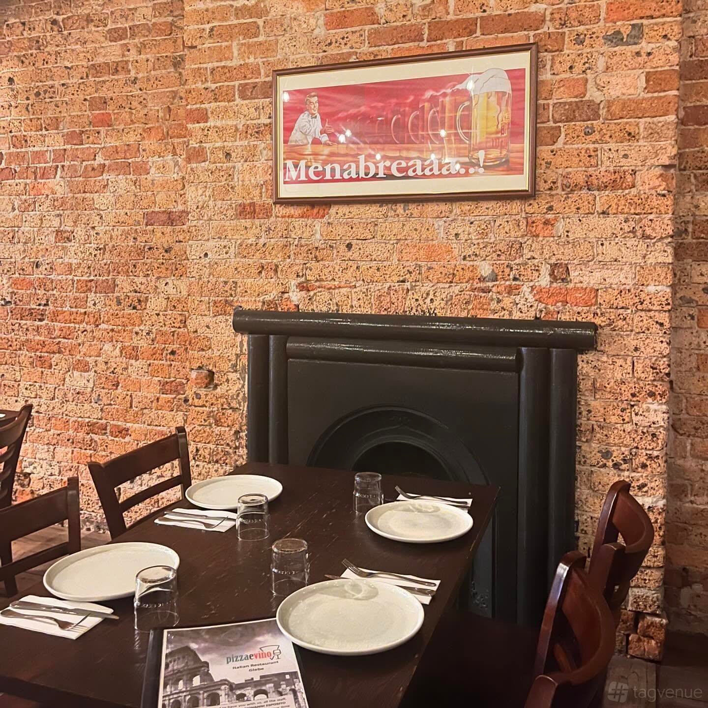Whole Venue at Pizza e Vino Glebe photo 5