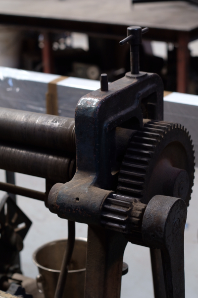 Collaborative wood & metal shop photo 9