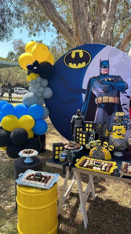 Batman backdrop hire photo 7