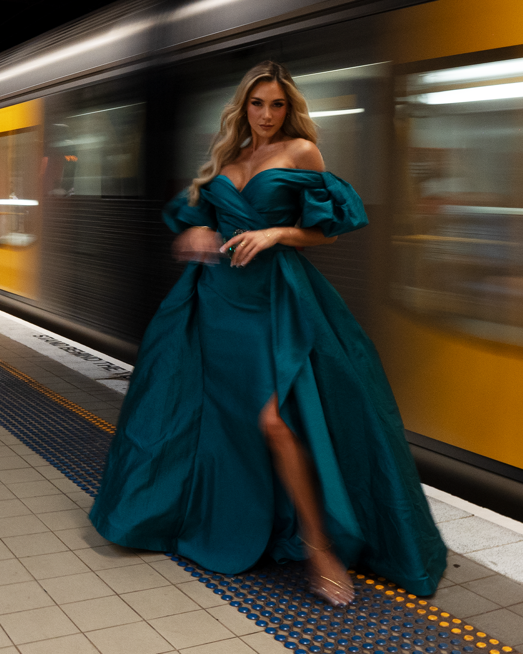 VIVIEN BY FOUAD SARKIS EMERALD photo 3