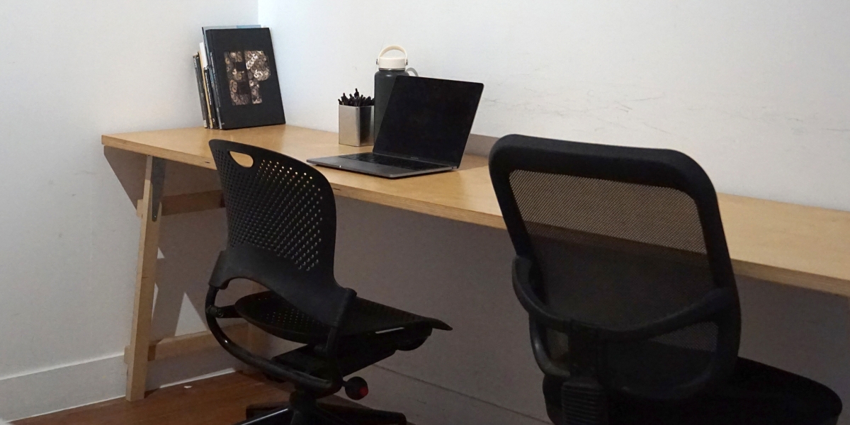 Gladstone Road Studios Co-working Desks photo 5