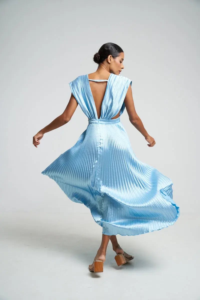 L'Idee Gala Gown in Summer Blue Size 6 photo 2