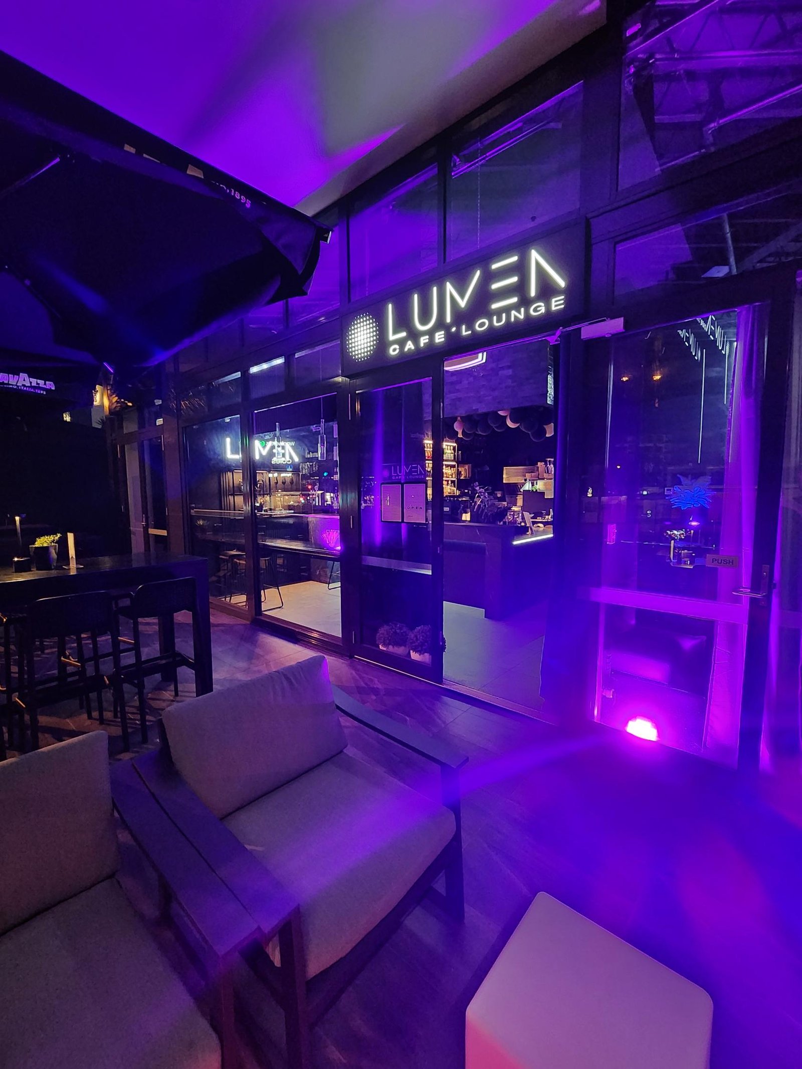 Evening Lounge at Lumen Cafe'Lounge photo 12