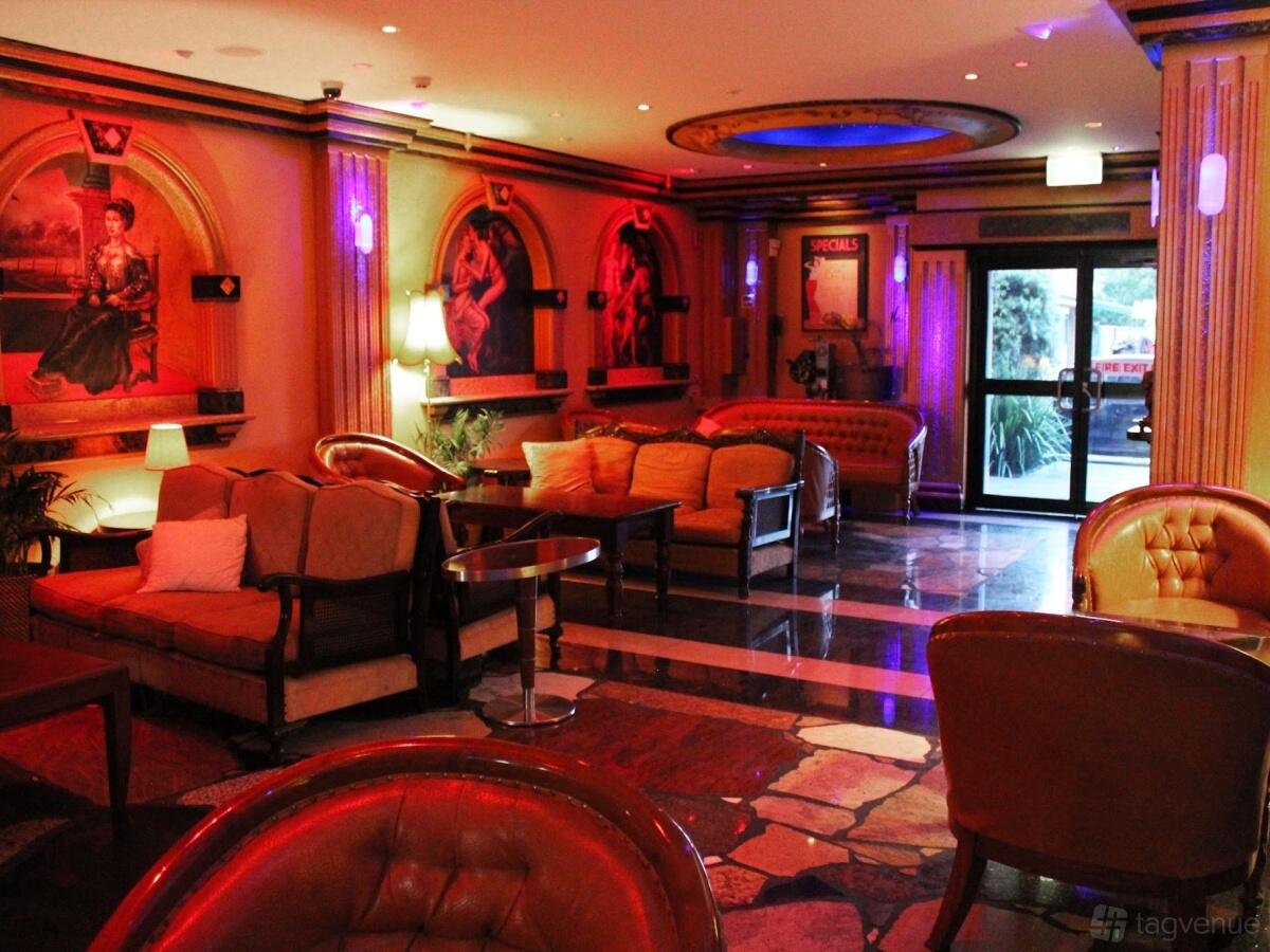 Lounge Area at Bar Toto - Trattoria and Bar photo 5