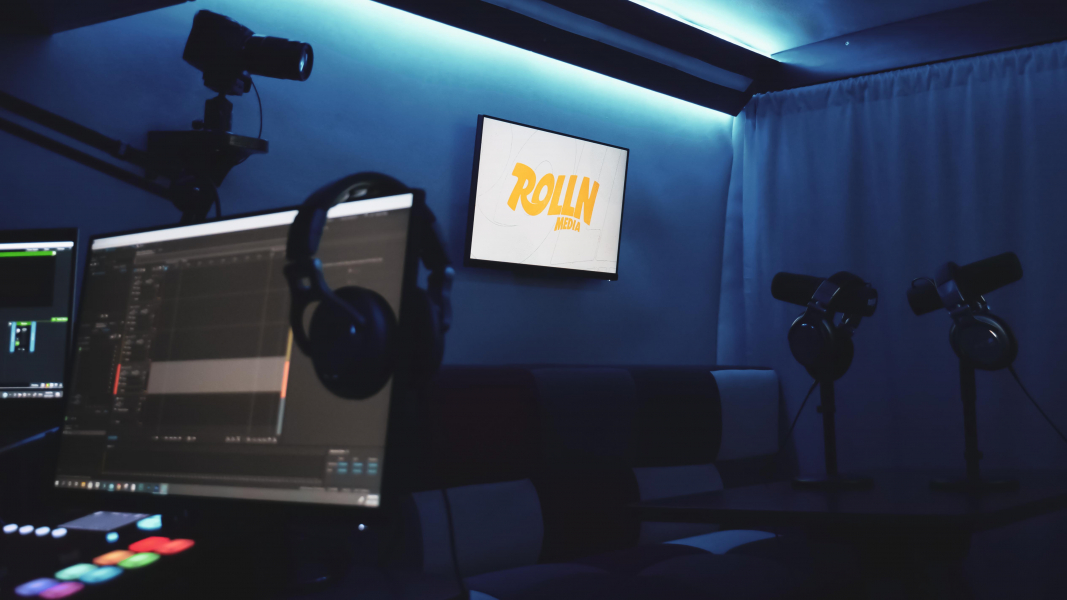 Podcast Studio Melbourne - Rolln Media photo 4