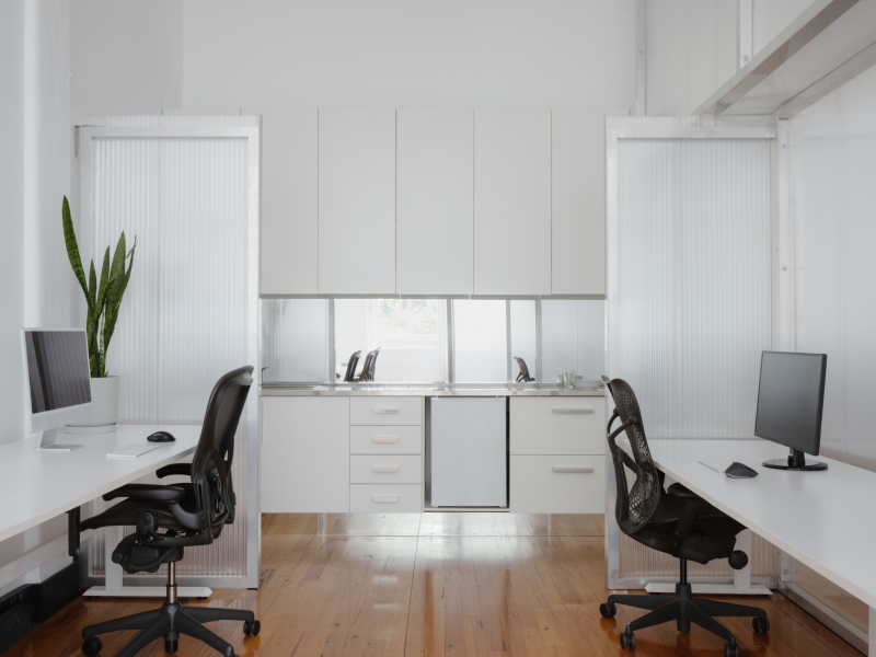 Surry Hills Creative studio share (4 workstations) photo 2
