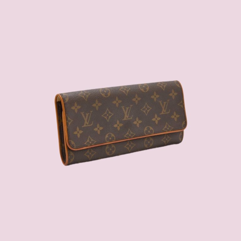 Louis Vuitton Clutch Monogram photo 4