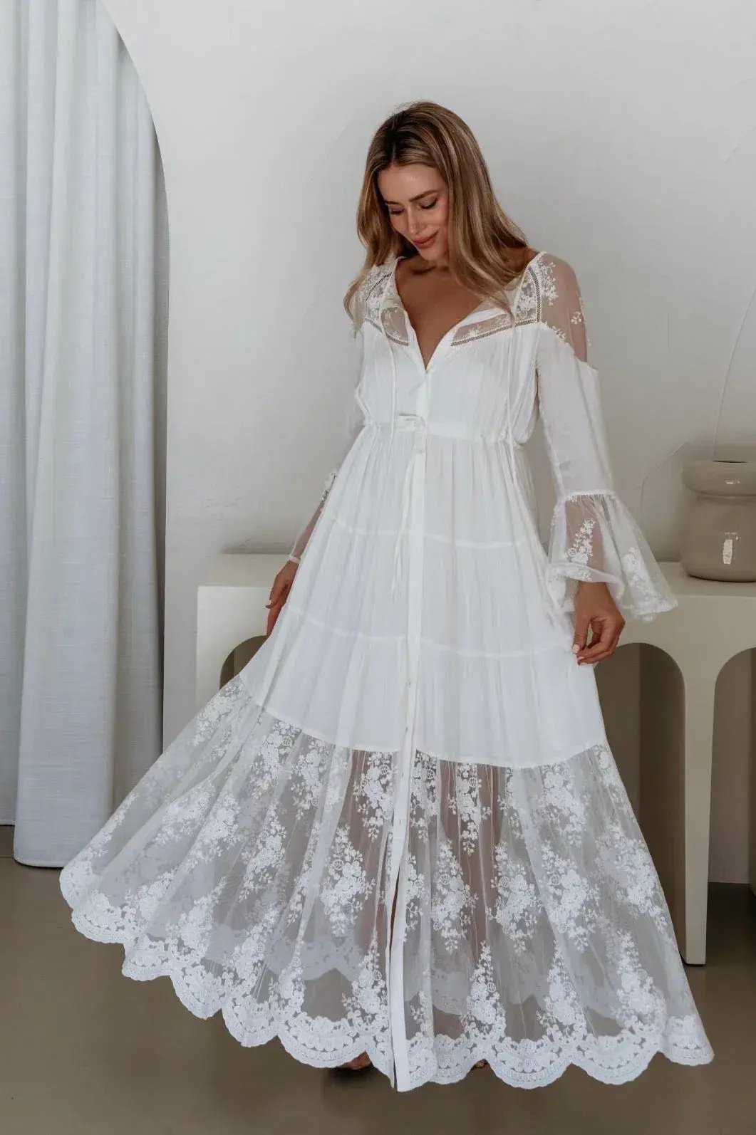 Coven & Co Boho Maternity Full Moon Lace Gown White Size M / AU 12 photo 2