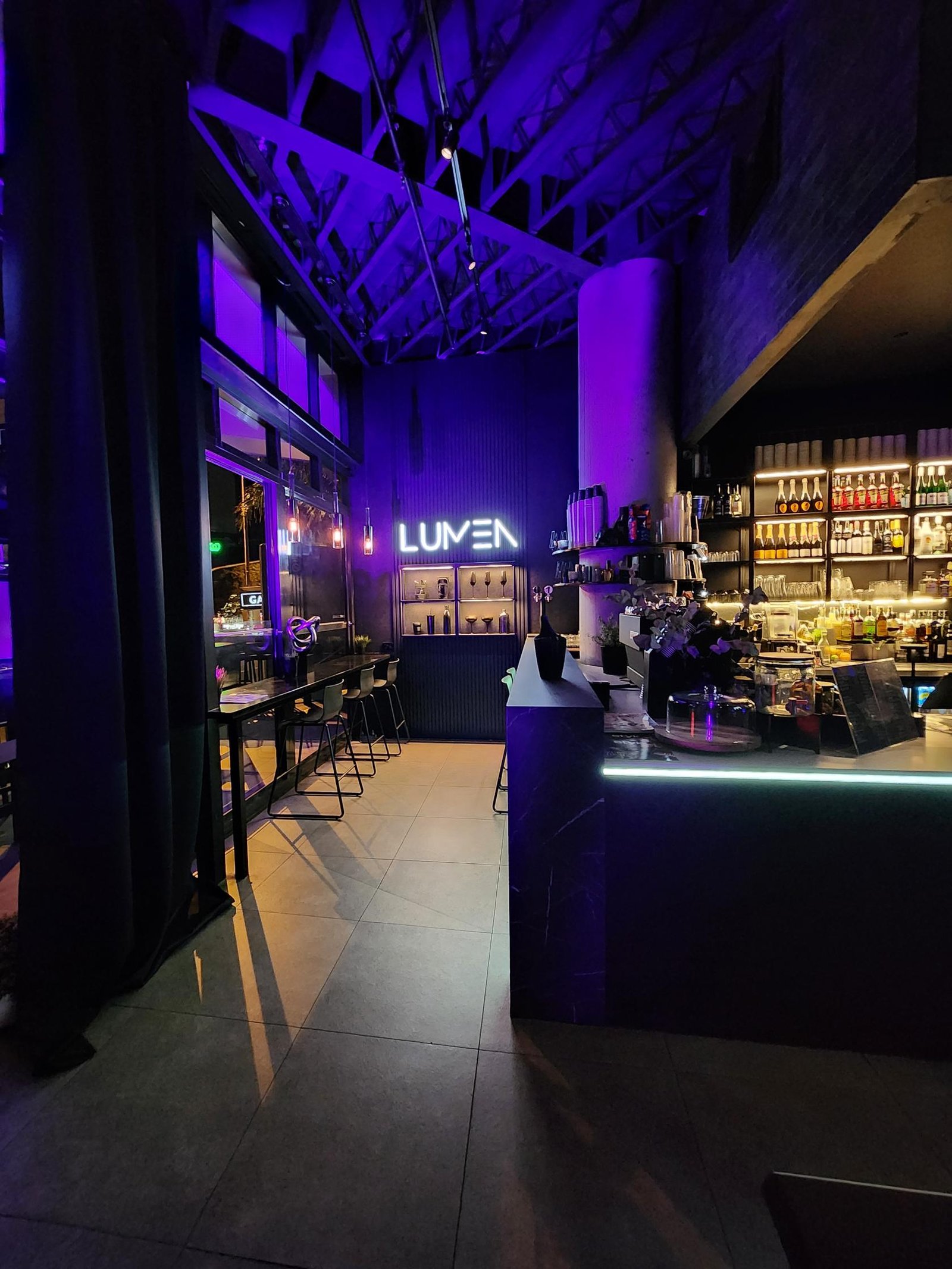 Evening Lounge at Lumen Cafe'Lounge photo 5