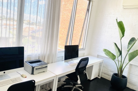 self contained design studio/office photo 4