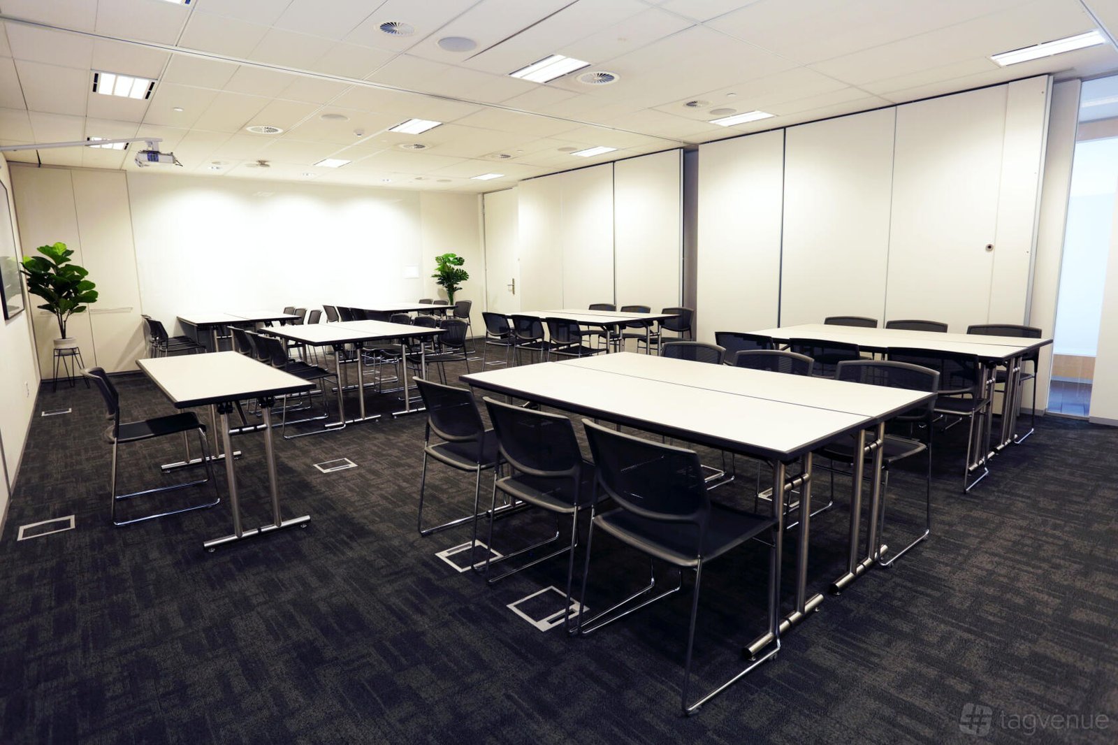 Meeting Room 26EF at 1 Bligh Street photo 4