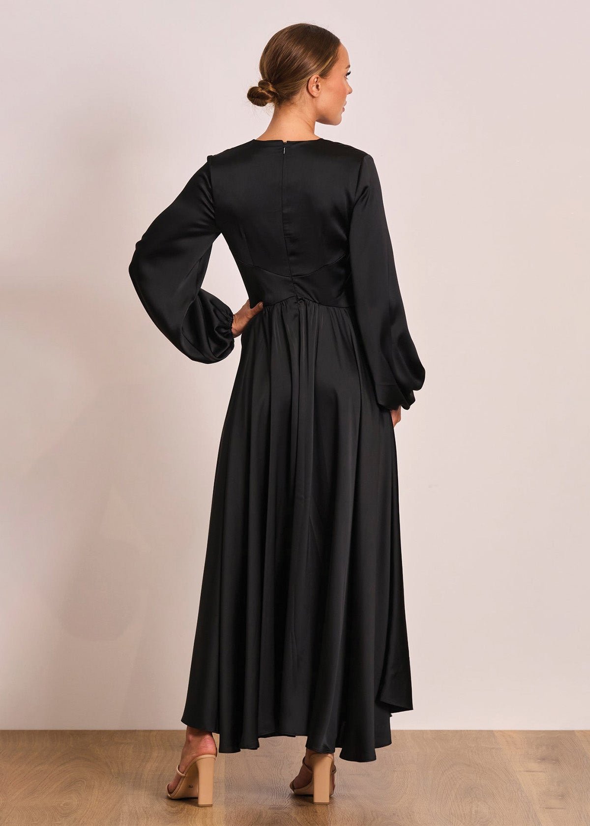 Lucia Sleeve Midi Dress in Black photo 2