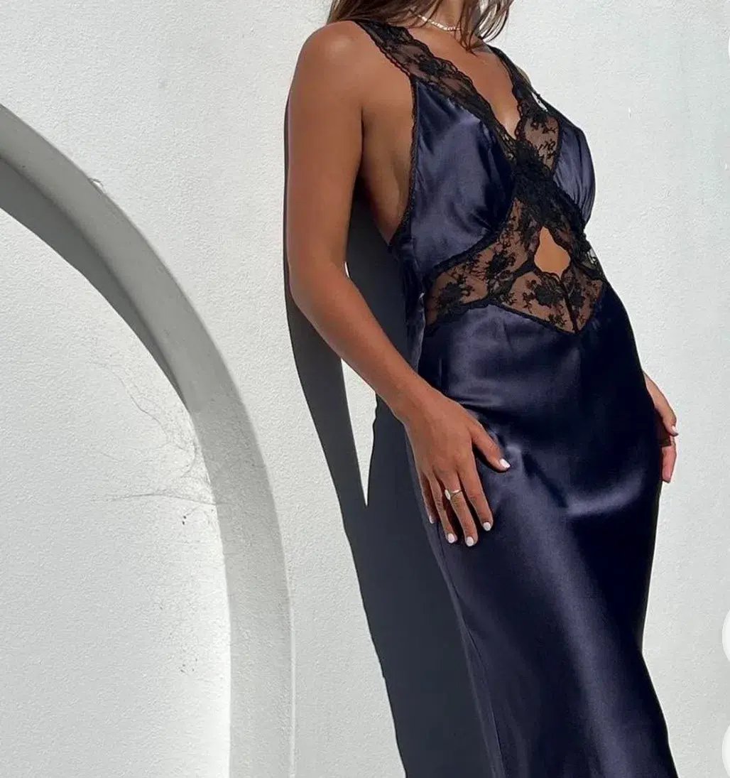 Sir The Label Aries Cut Out Gown In Navy Size 1 / AU 8 photo 7