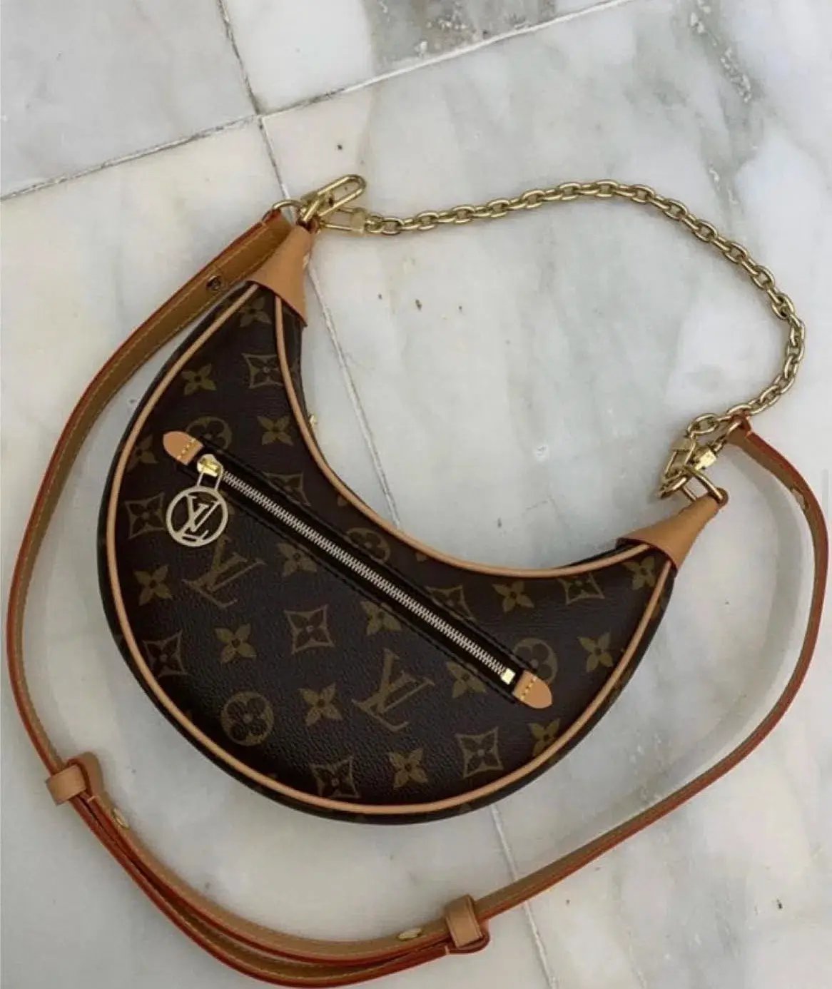 Louis Vuitton Loop photo 5
