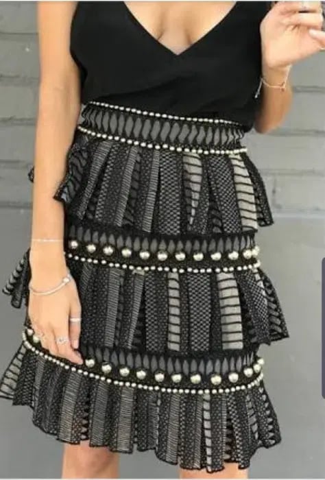 Thurley Crescent Skirt Black Size 10 photo 2