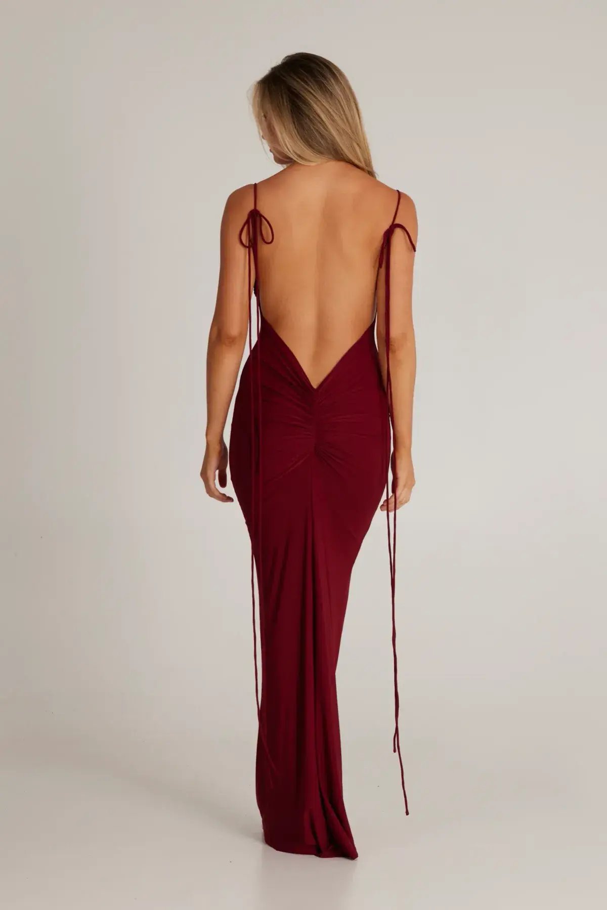 Melani the Label Jiani Gown Wine Size Small / AU 8 photo 2