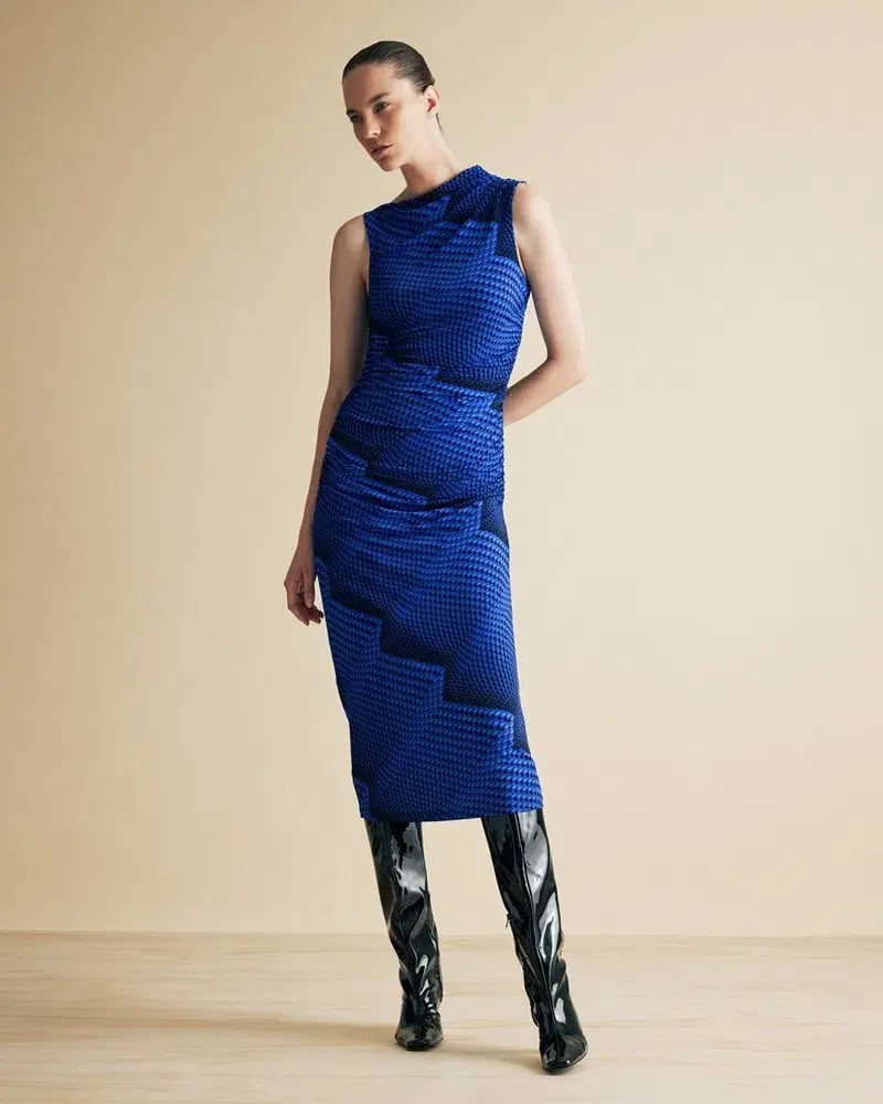 Cue Jersey Rushed Dress Blue Print Size 8 photo 2