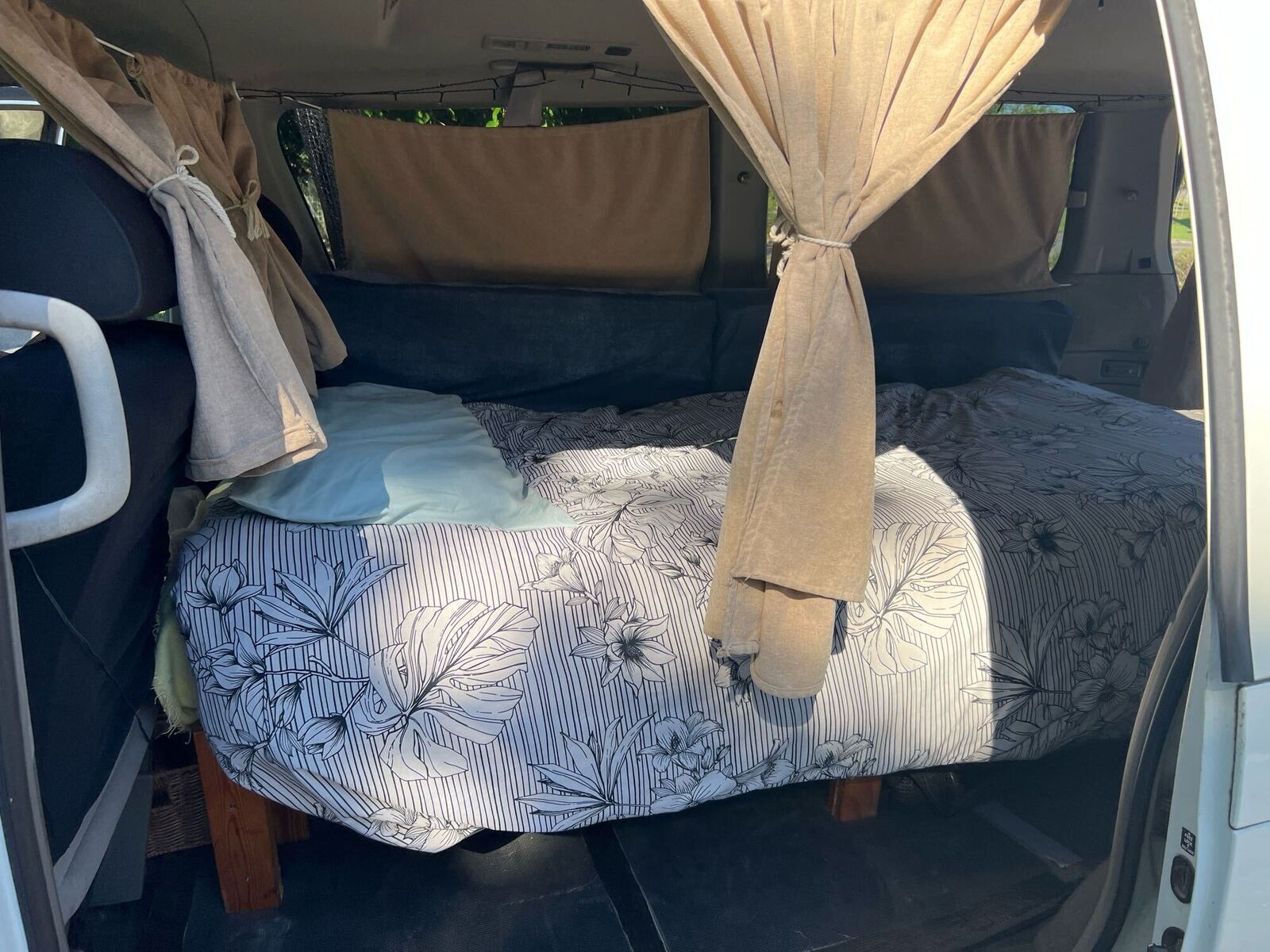 APPA - Simple Camping Van photo 9