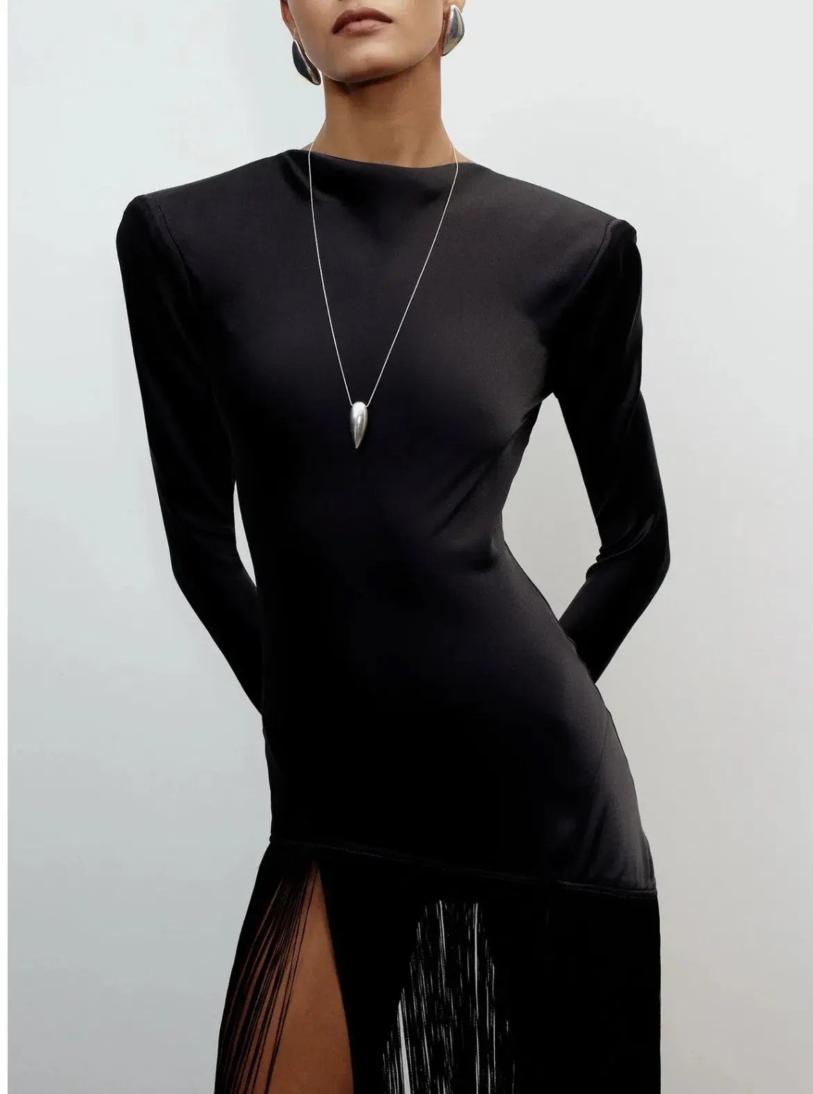 THE NEW ARRIVALS by İlkyaz Özel Vesper in Casino Royale Maxi Dress Black Size 8/S photo 2