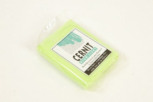 Cernit 600 Neon light  56g grøn_0