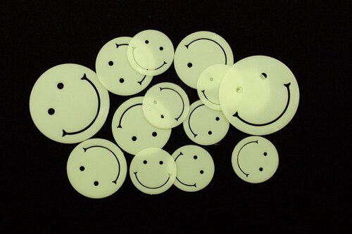 Glow-in-the-dark Smileys 14stk. ass. i blister _1