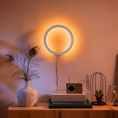 Philips Hue White og farget stemning Sana-vegglampe_4