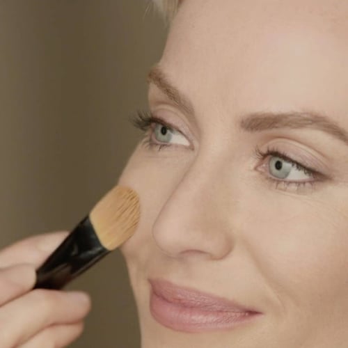 Max Factor Radiant Lift Foundation SPF30 nr.080 Deep Bronze 30ml_3